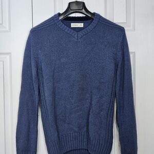 Men's Denim Blue V-Neck Knit Sweater